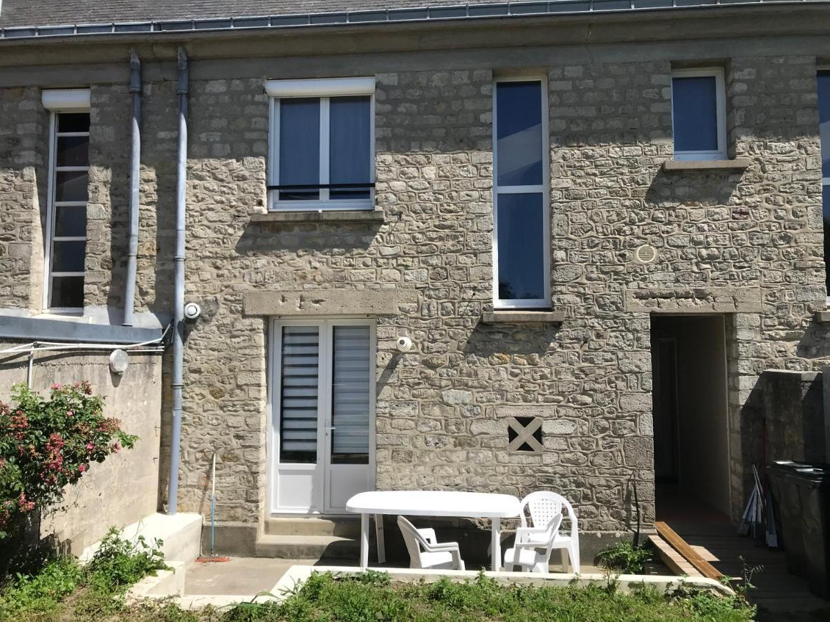 Gite Iaorana - Maison En Centre Ville Валонь Екстер'єр фото